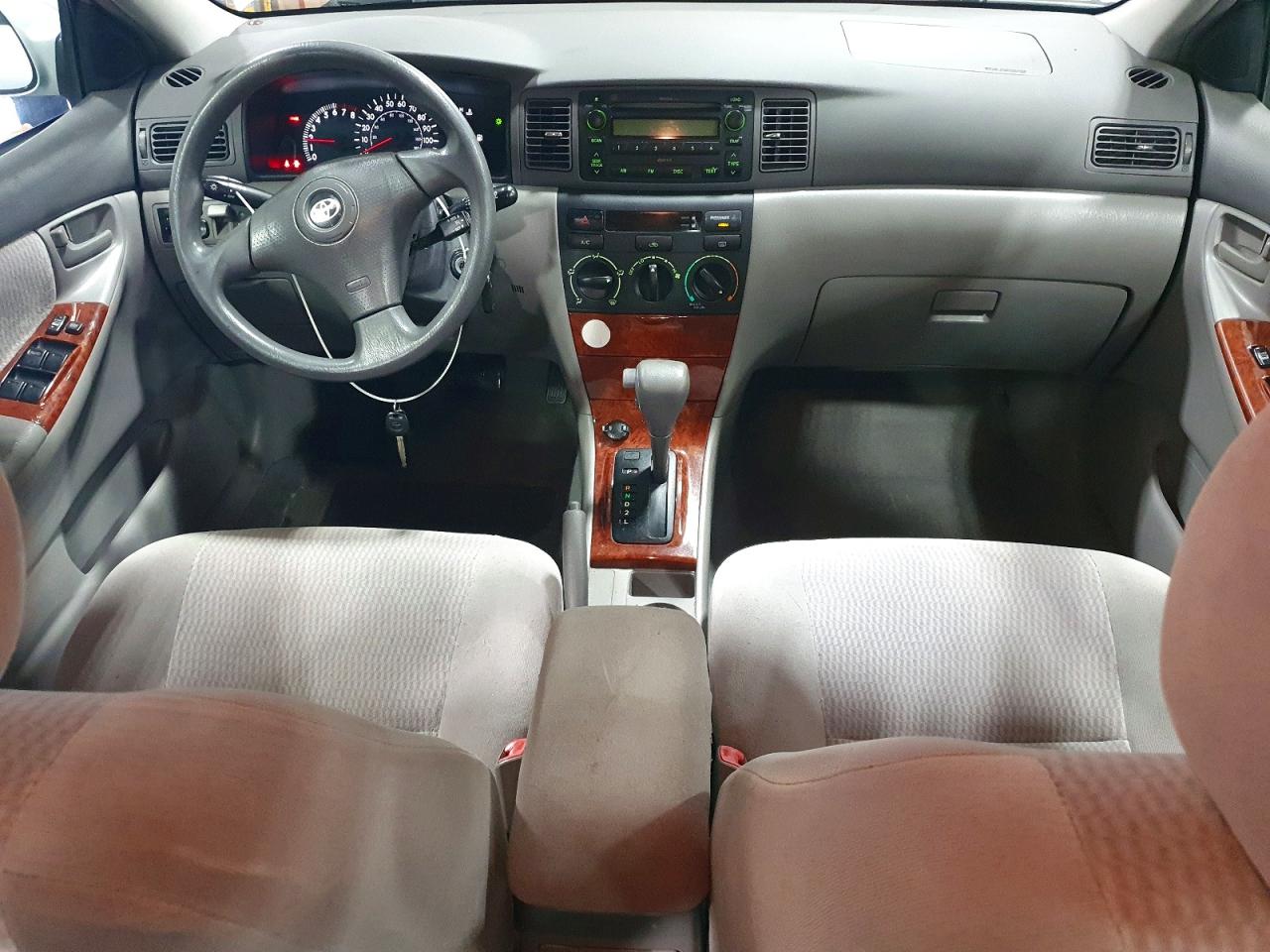 2005 TOYOTA COROLLA CE photo 8