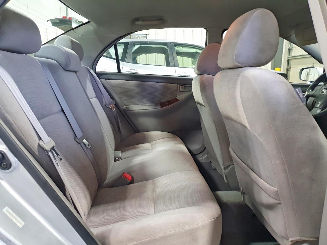 2005 TOYOTA COROLLA CE photo 10