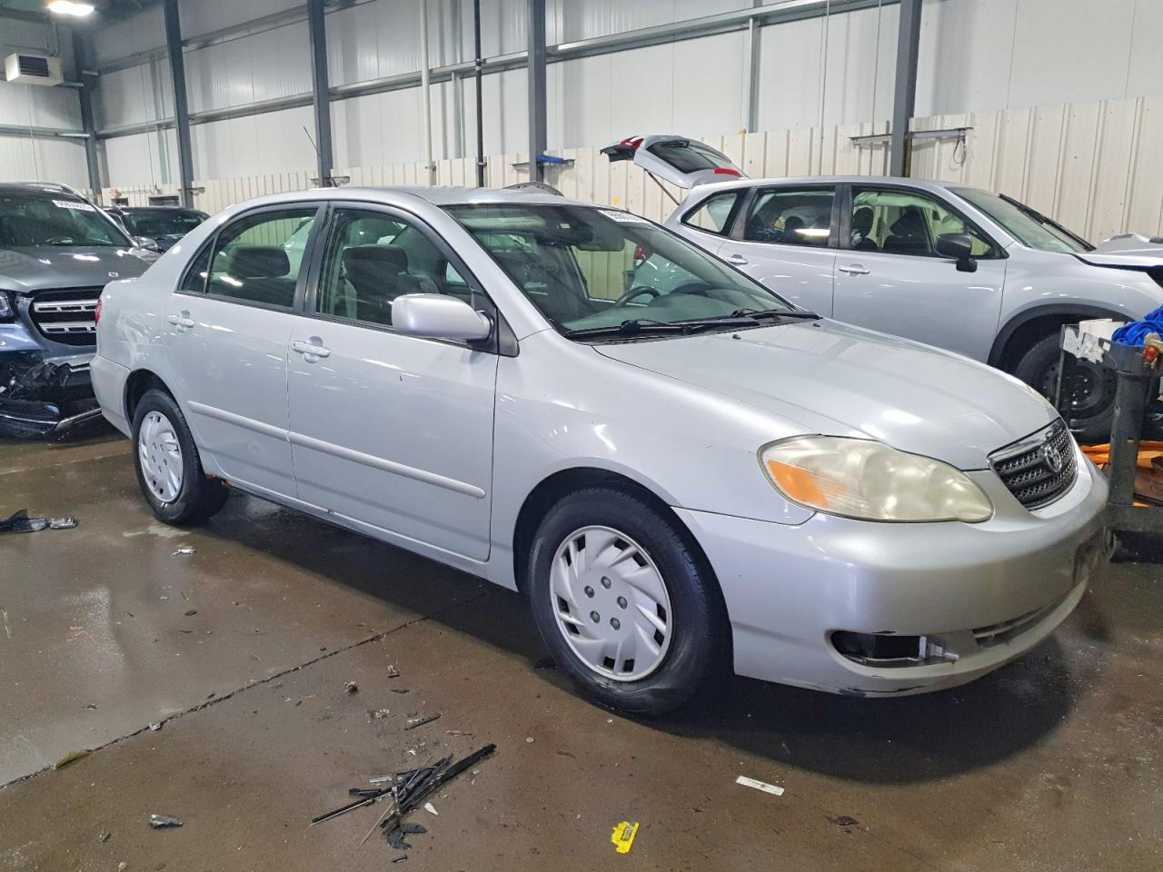 2005 TOYOTA COROLLA CE photo 4