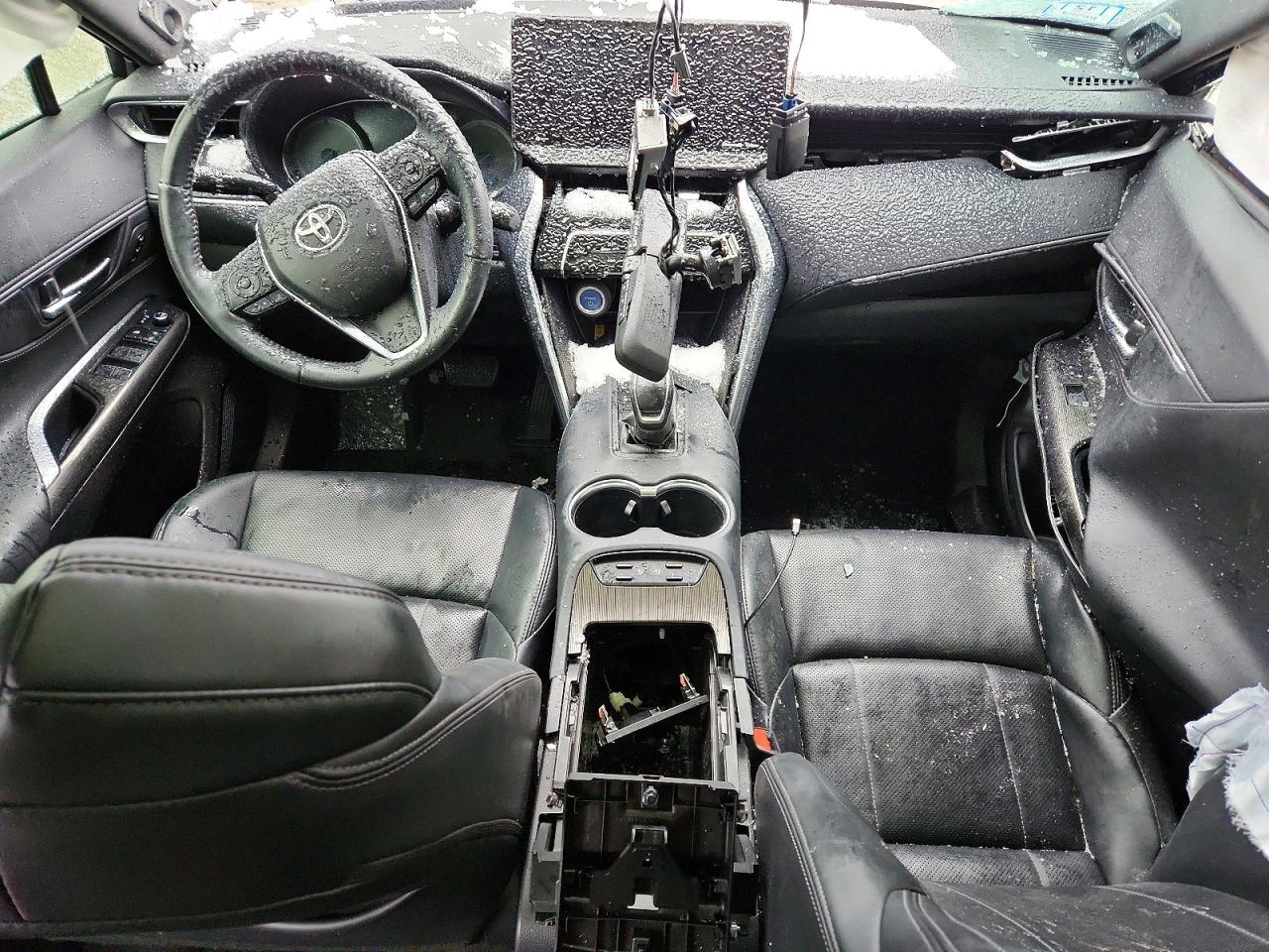 2021 TOYOTA VENZA photo 8