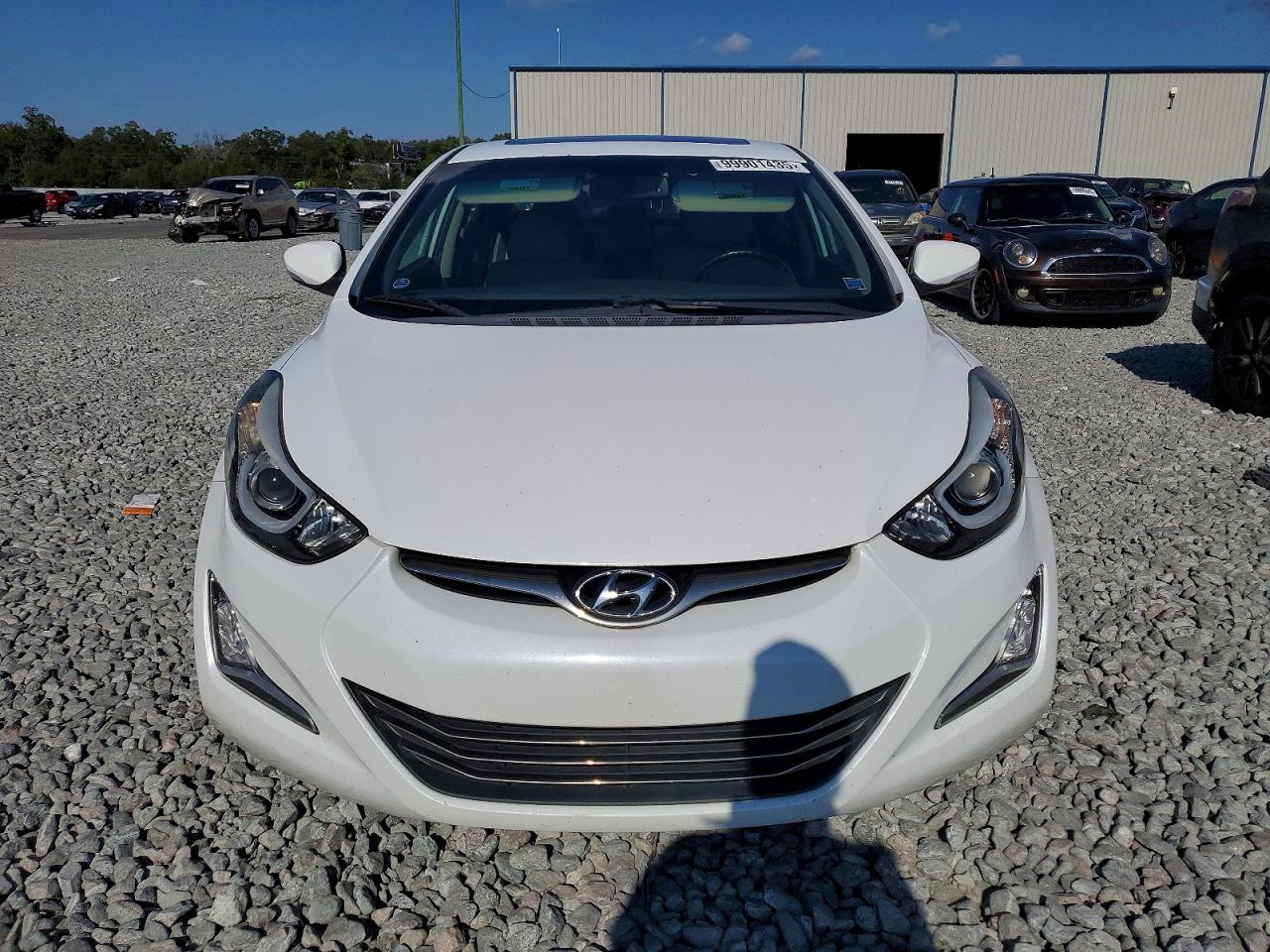 2015 HYUNDAI ELANTRA SE photo 5