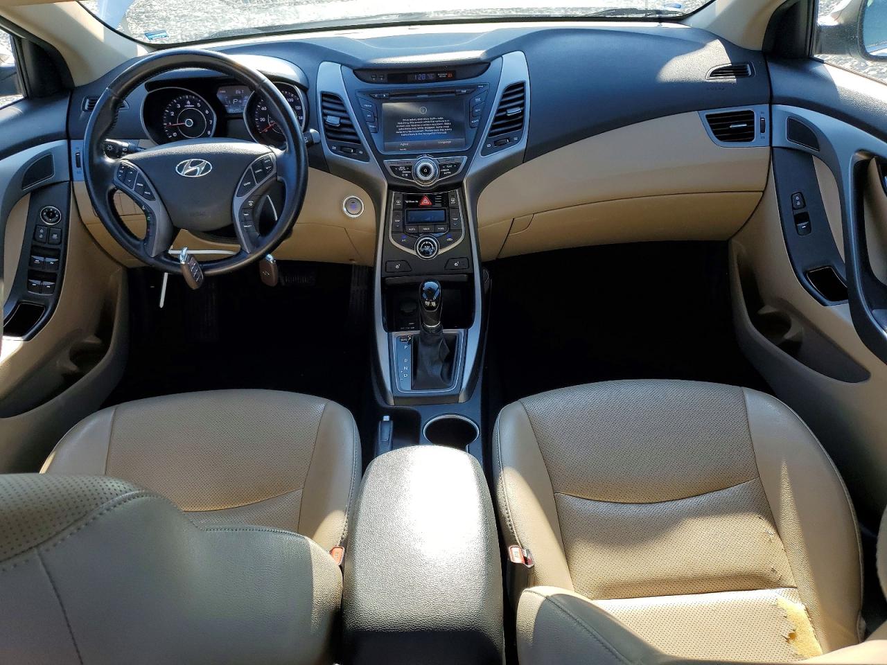 2015 HYUNDAI ELANTRA SE photo 8