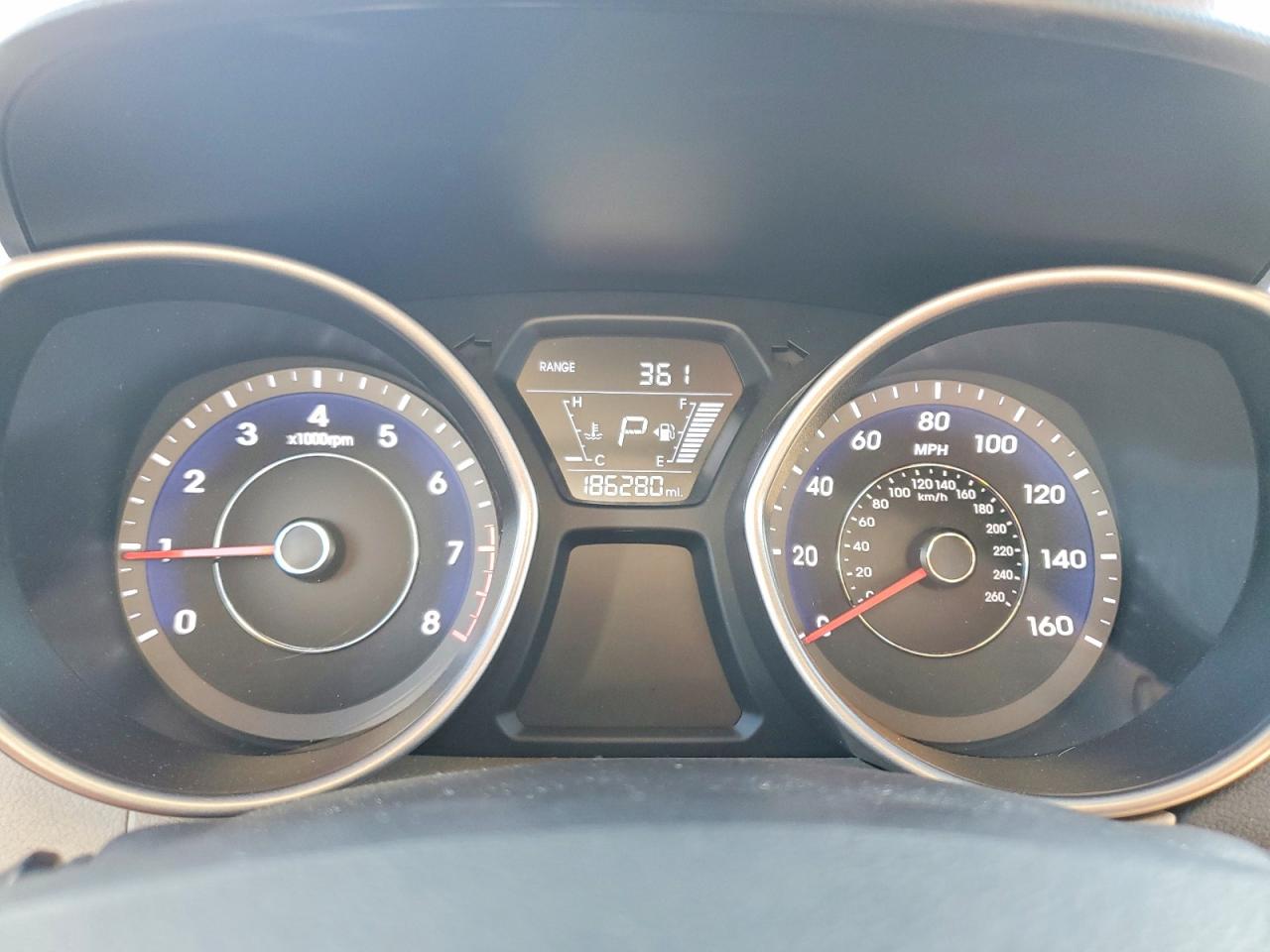 2015 HYUNDAI ELANTRA SE photo 9