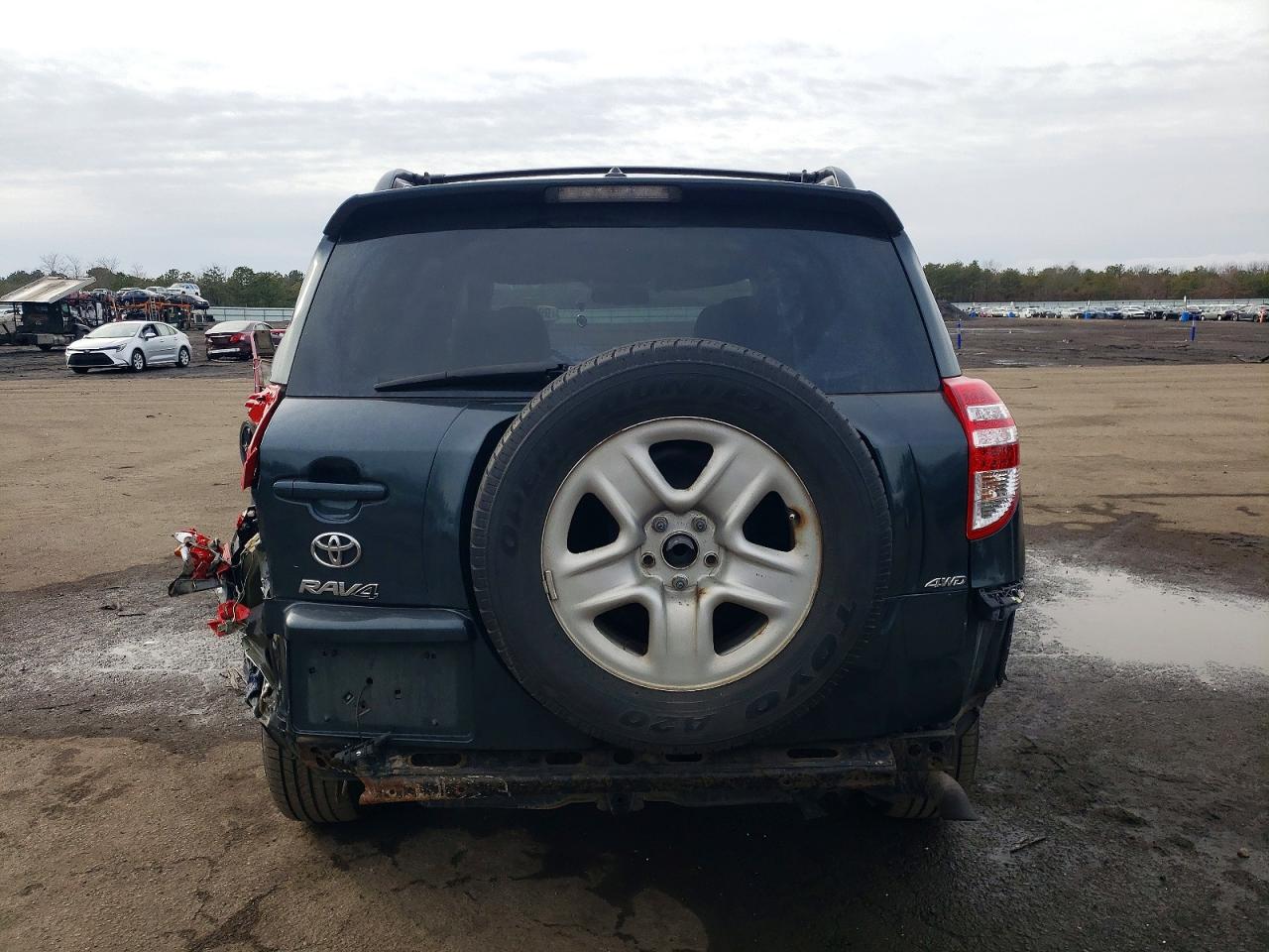2012 TOYOTA RAV4 photo 6