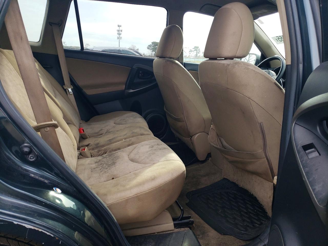 2012 TOYOTA RAV4 photo 11