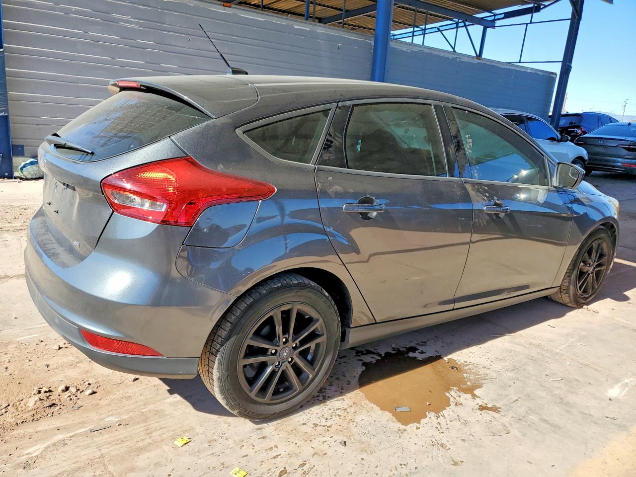 2018 FORD FOCUS SE photo 3