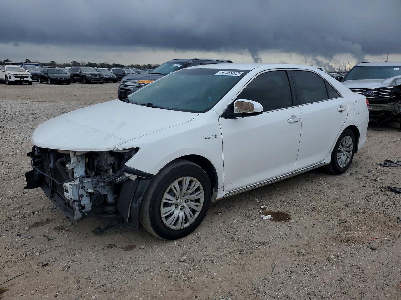 2013 TOYOTA CAMRY