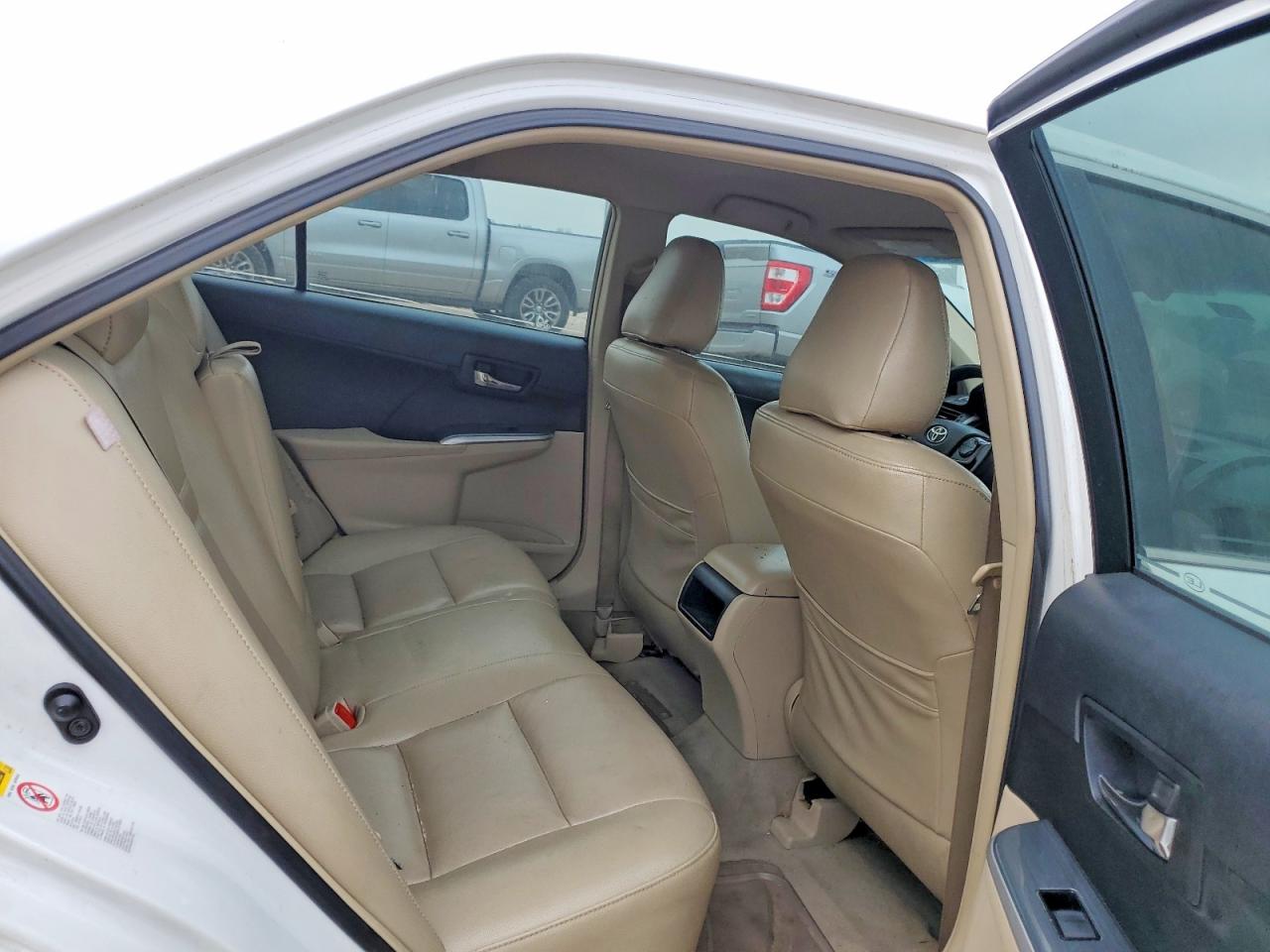2013 TOYOTA CAMRY HYBRID photo 10