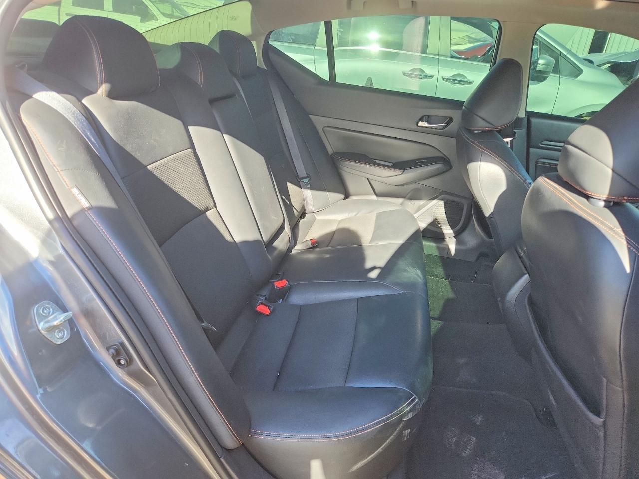 2019 NISSAN ALTIMA SR photo 10
