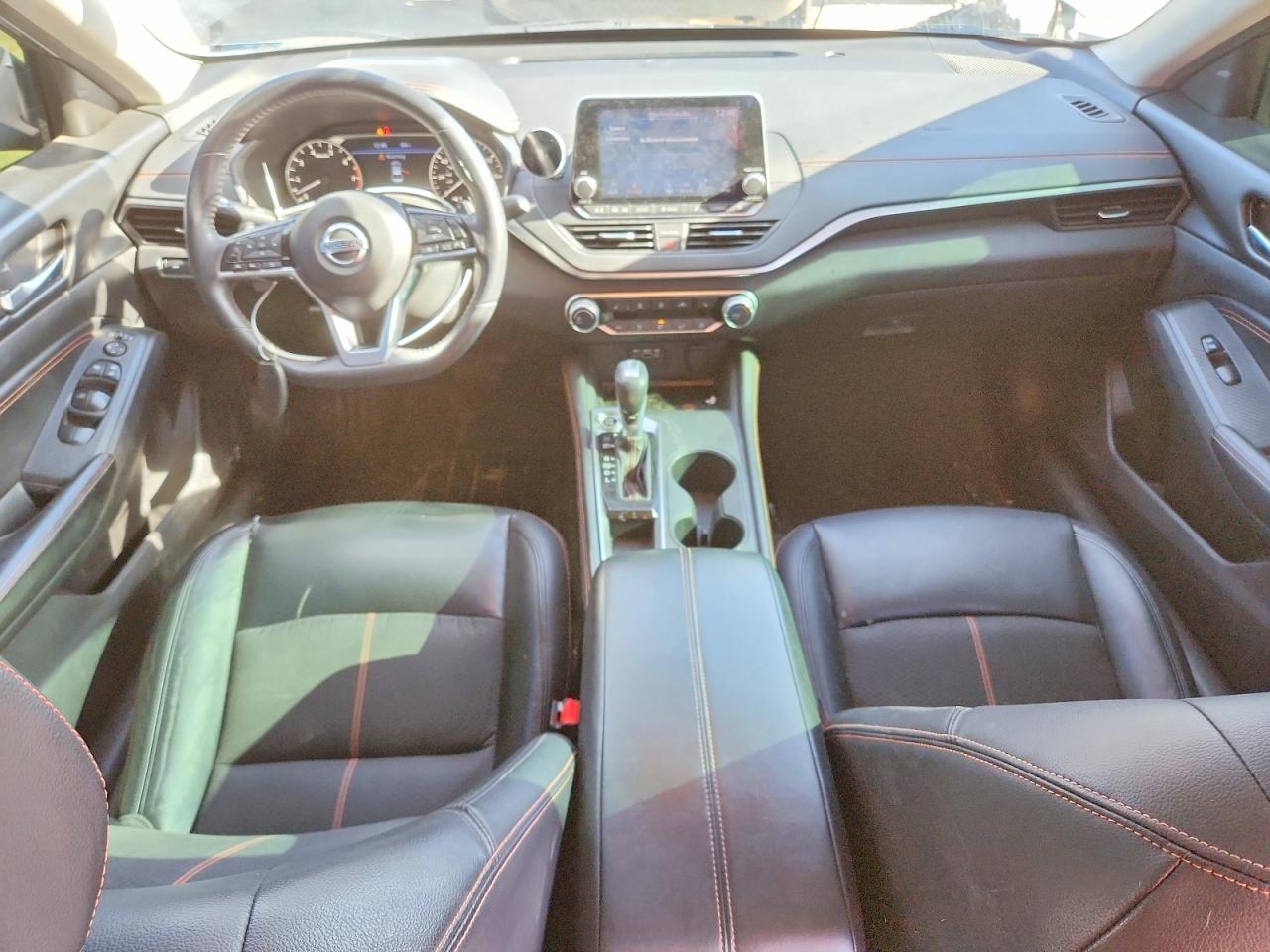2019 NISSAN ALTIMA SR photo 8