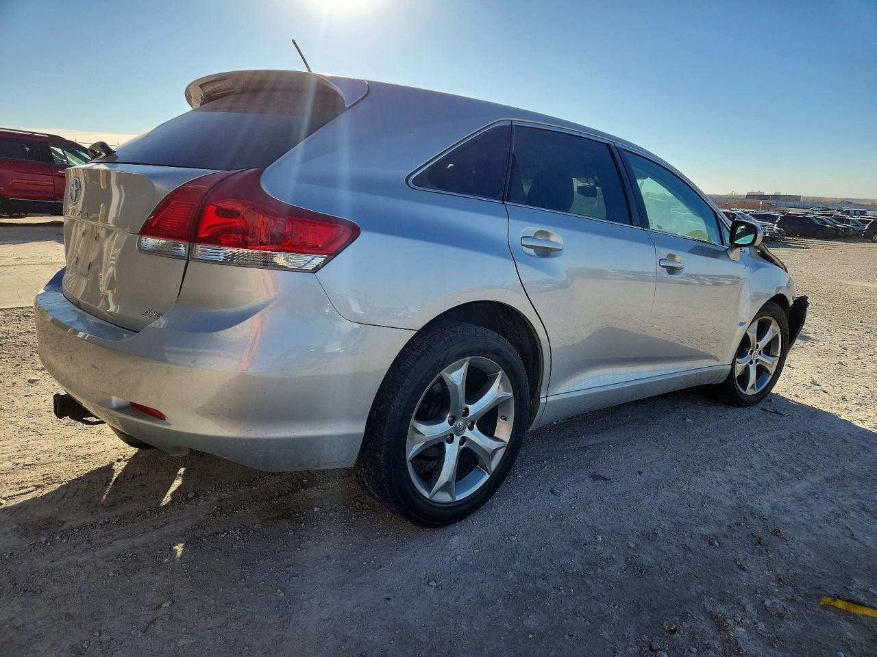 2009 TOYOTA VENZA photo 3