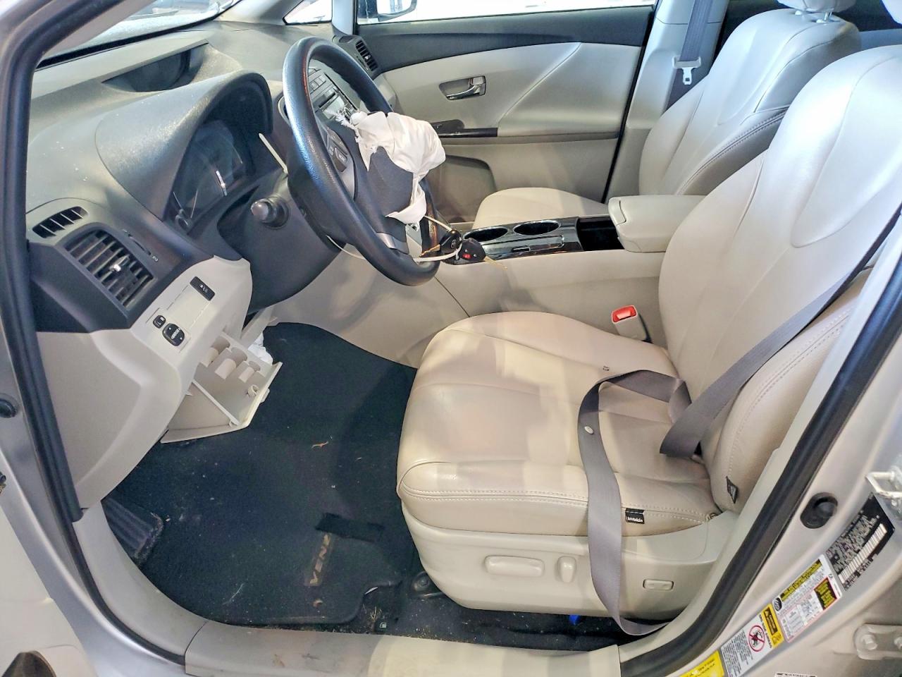 2009 TOYOTA VENZA photo 7