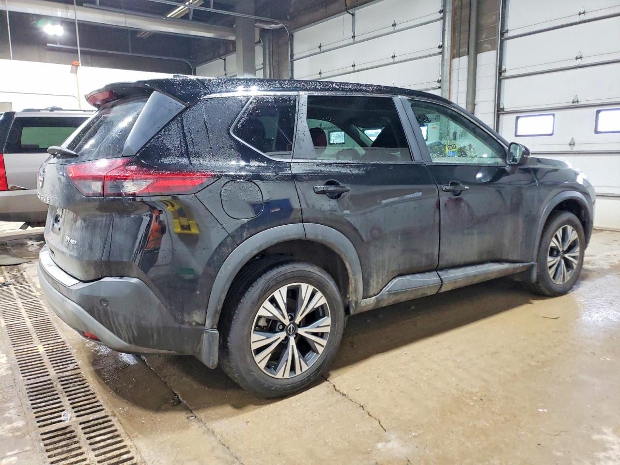 2023 NISSAN ROGUE SV photo 3