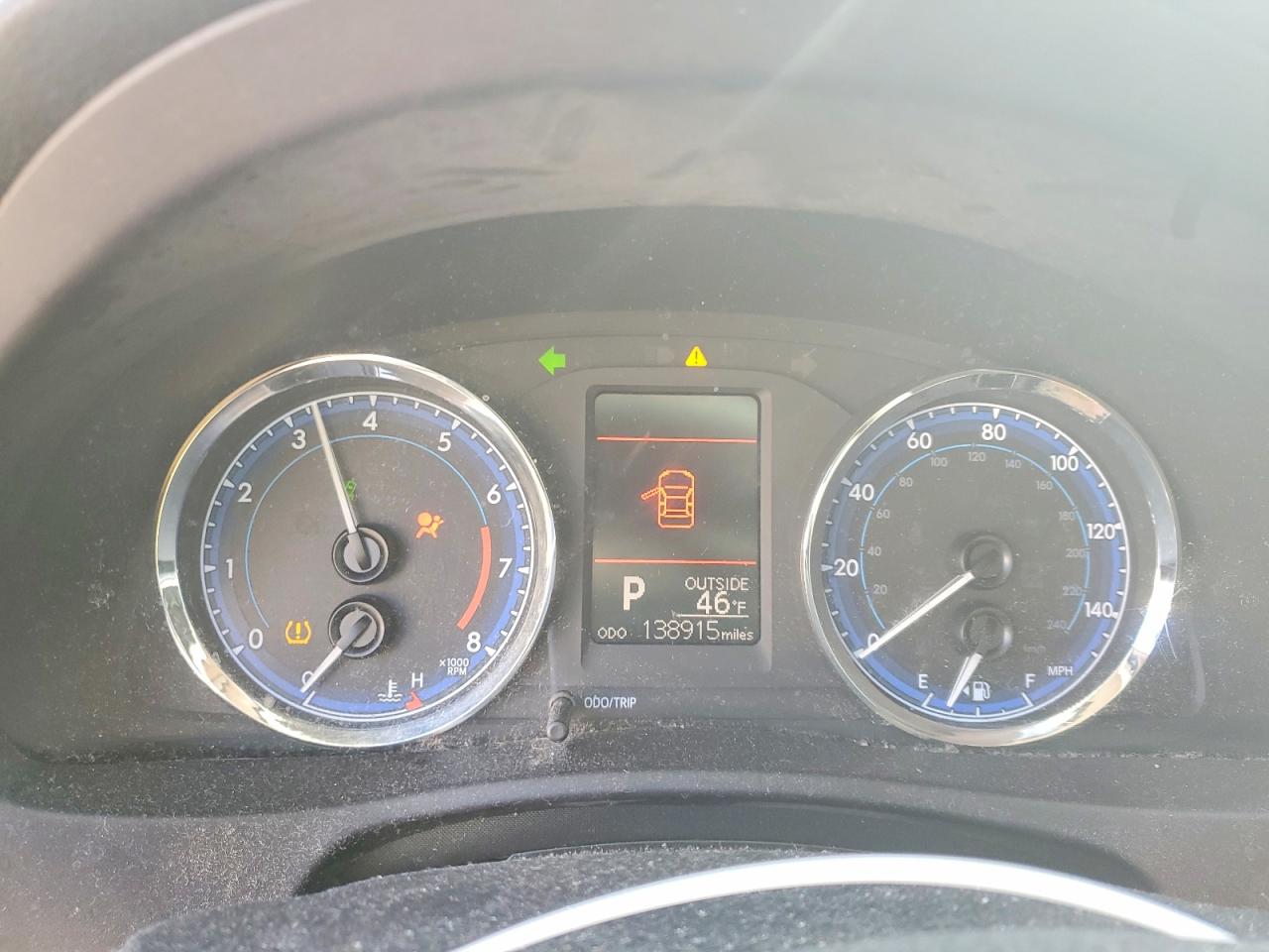 2018 TOYOTA COROLLA L photo 9