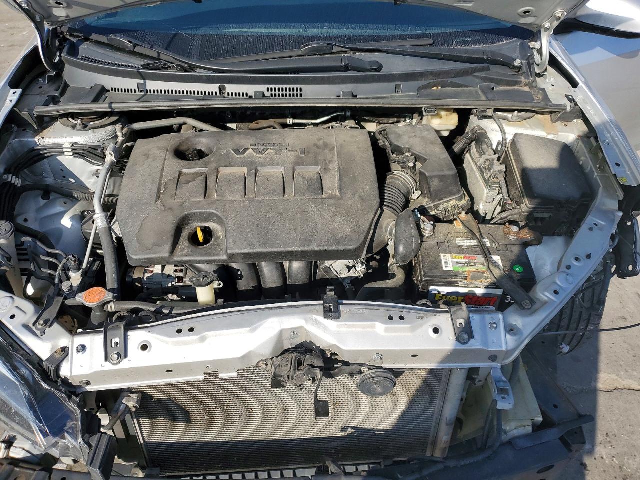 2018 TOYOTA COROLLA L photo 11