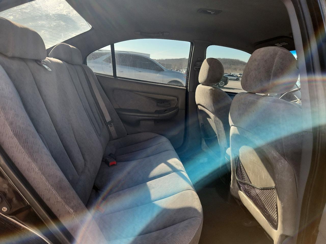 2004 HYUNDAI ELANTRA GLS photo 10