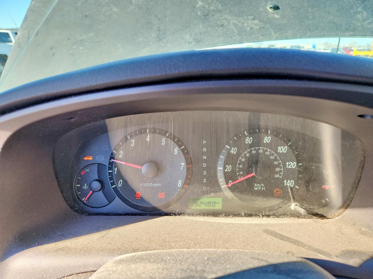 2004 HYUNDAI ELANTRA GLS photo 9