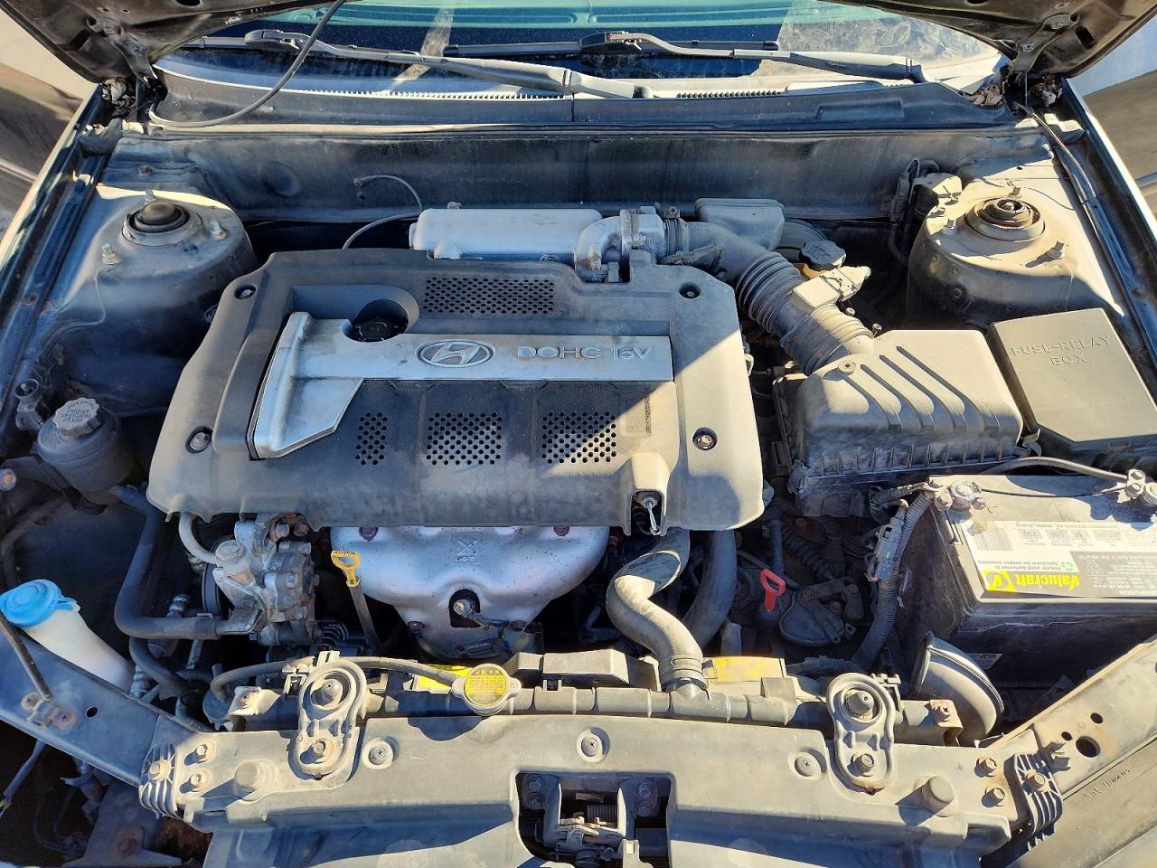 2004 HYUNDAI ELANTRA GLS photo 11
