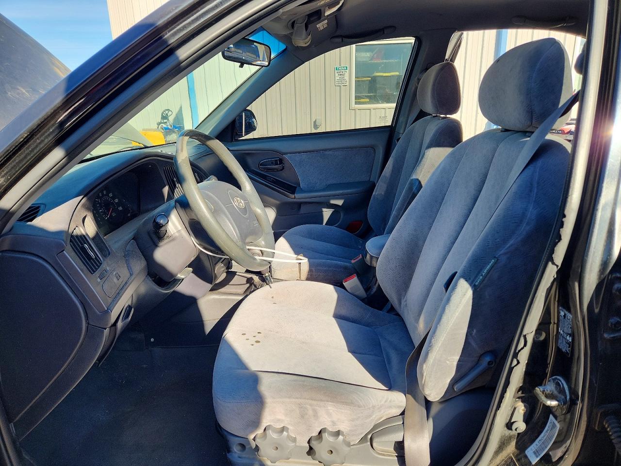 2004 HYUNDAI ELANTRA GLS photo 7