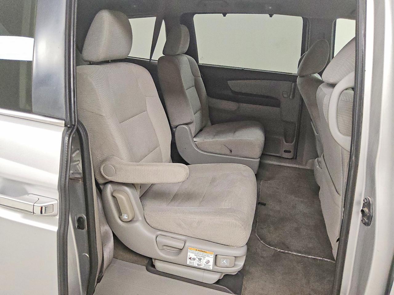 2012 HONDA ODYSSEY EX photo 11