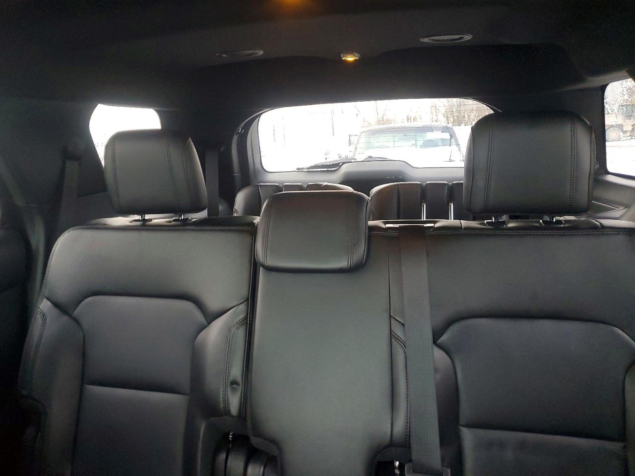 2016 FORD EXPLORER XLT photo 10