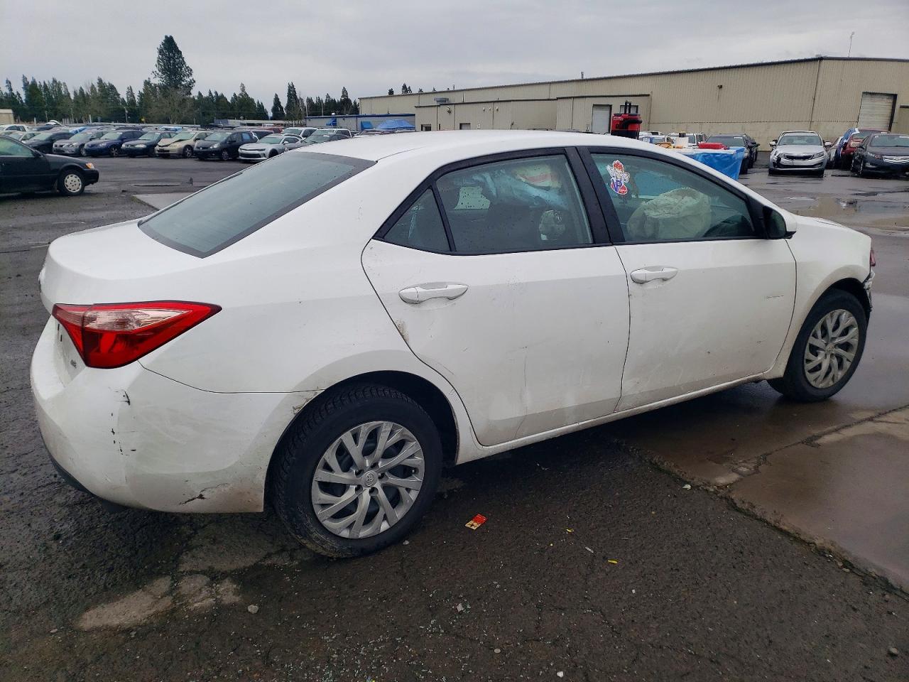 2019 TOYOTA COROLLA L photo 5