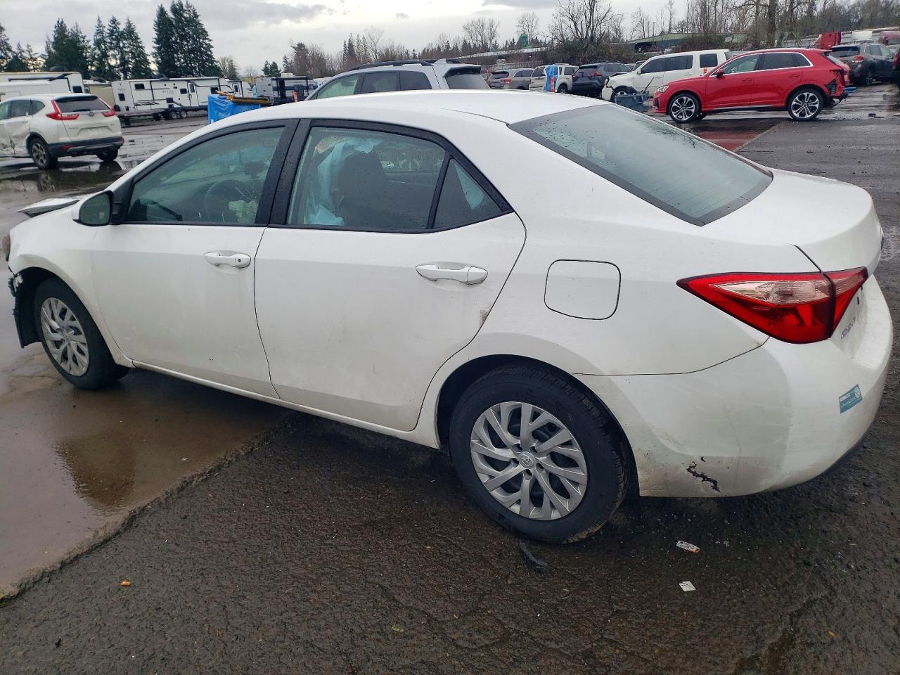 2019 TOYOTA COROLLA L photo 3