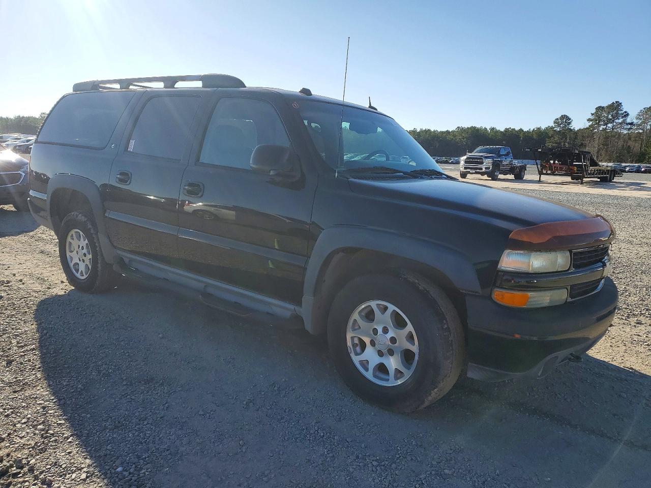 2004 CHEVROLET SUBURBAN K1500 photo 4