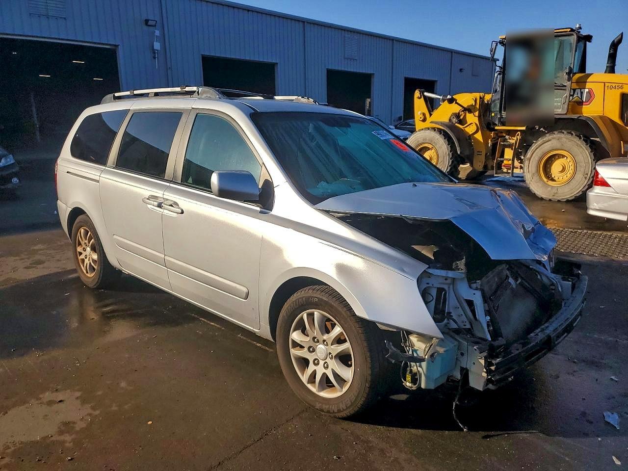 2008 KIA SEDONA EX photo 4