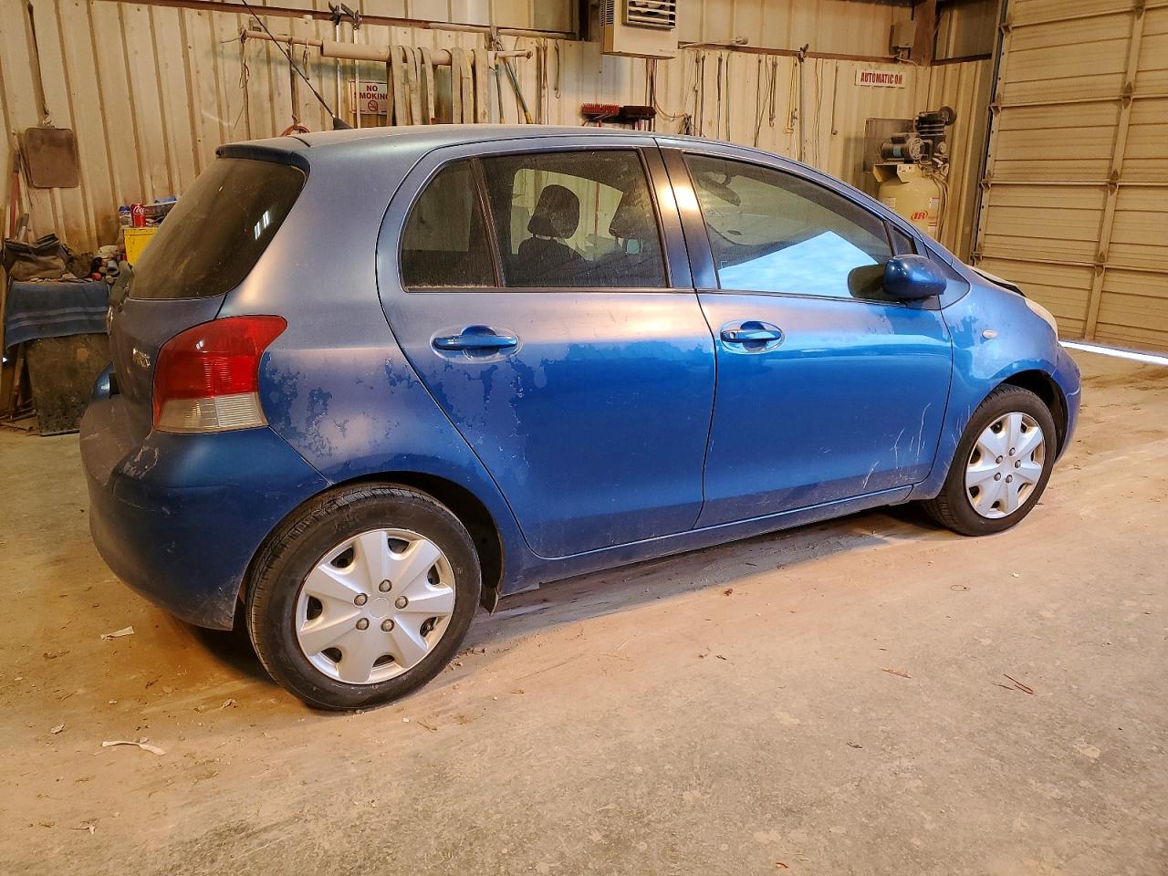 2010 TOYOTA YARIS photo 3