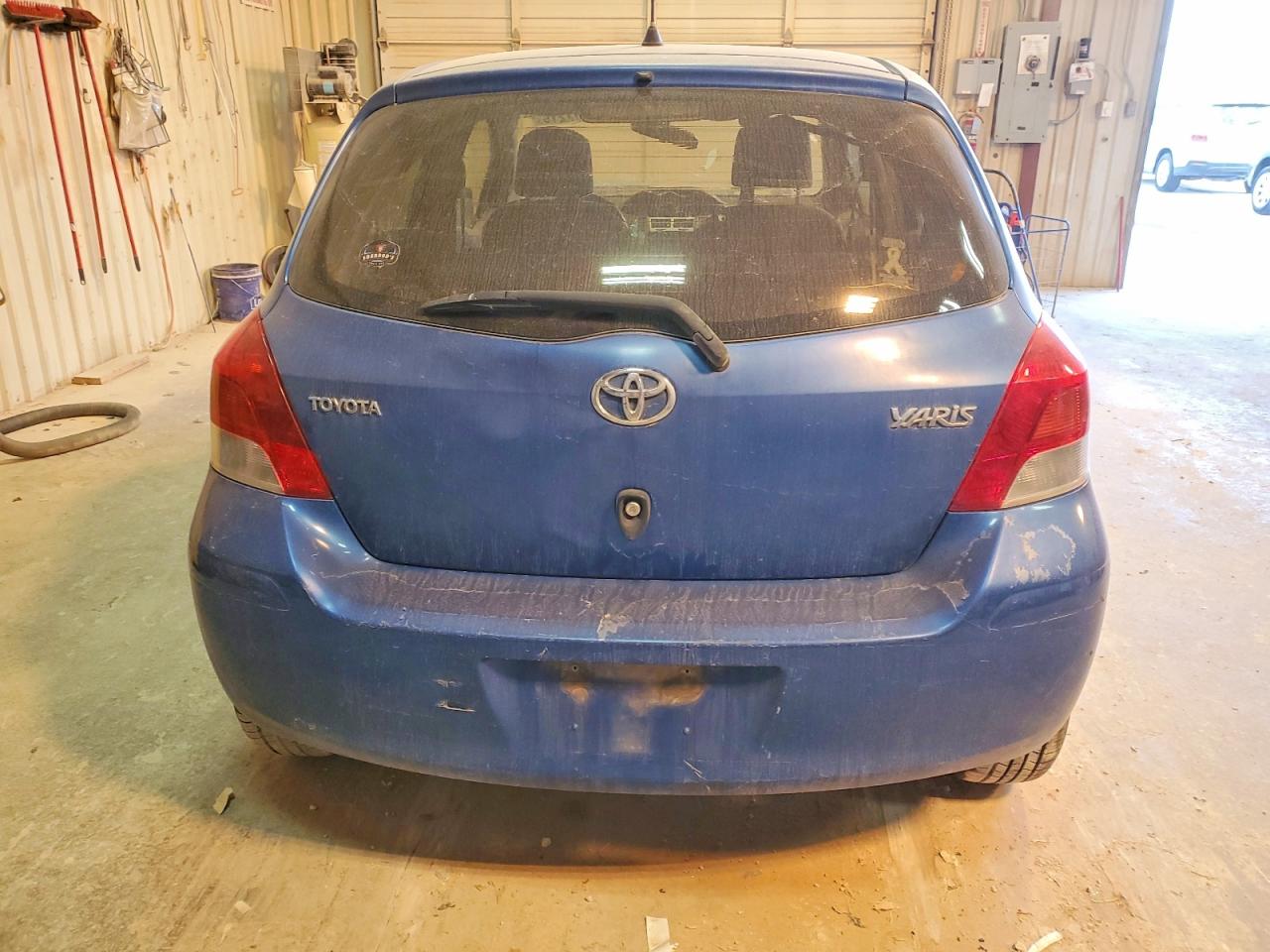 2010 TOYOTA YARIS photo 6
