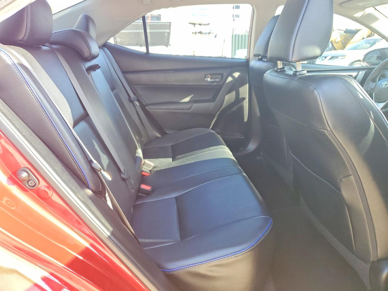 2017 TOYOTA COROLLA L photo 19