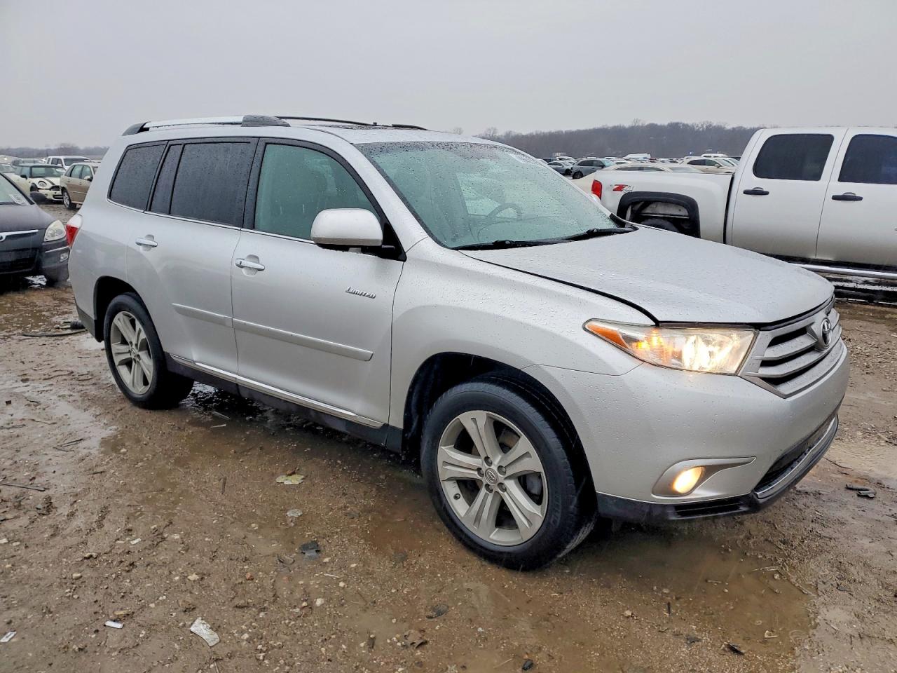 2013 TOYOTA HIGHLANDER LIMITED photo 4