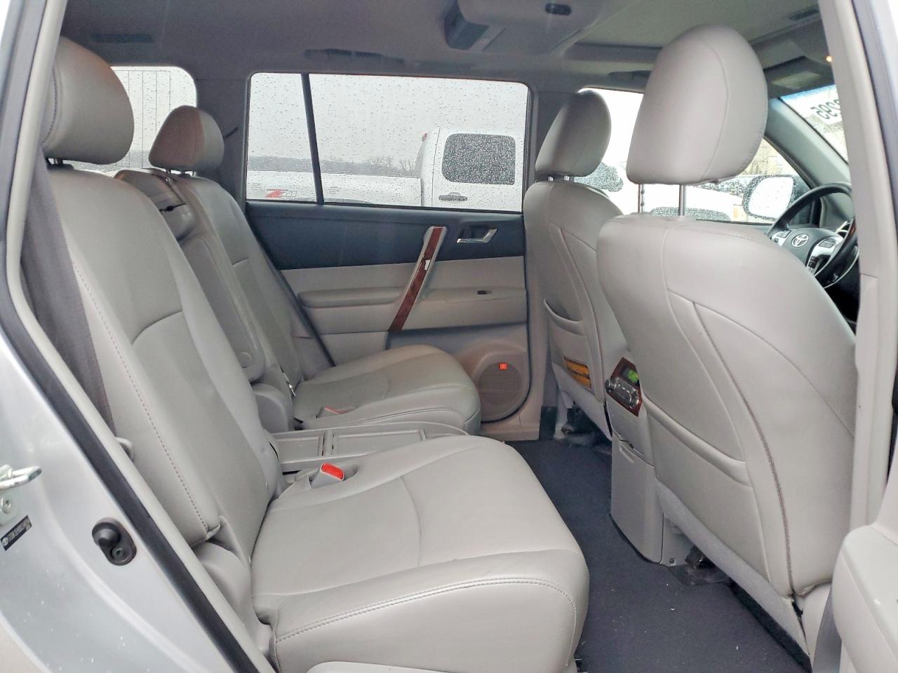 2013 TOYOTA HIGHLANDER LIMITED photo 11