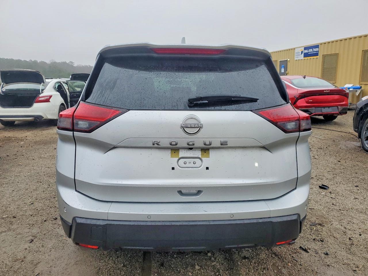2025 NISSAN ROGUE SV photo 6