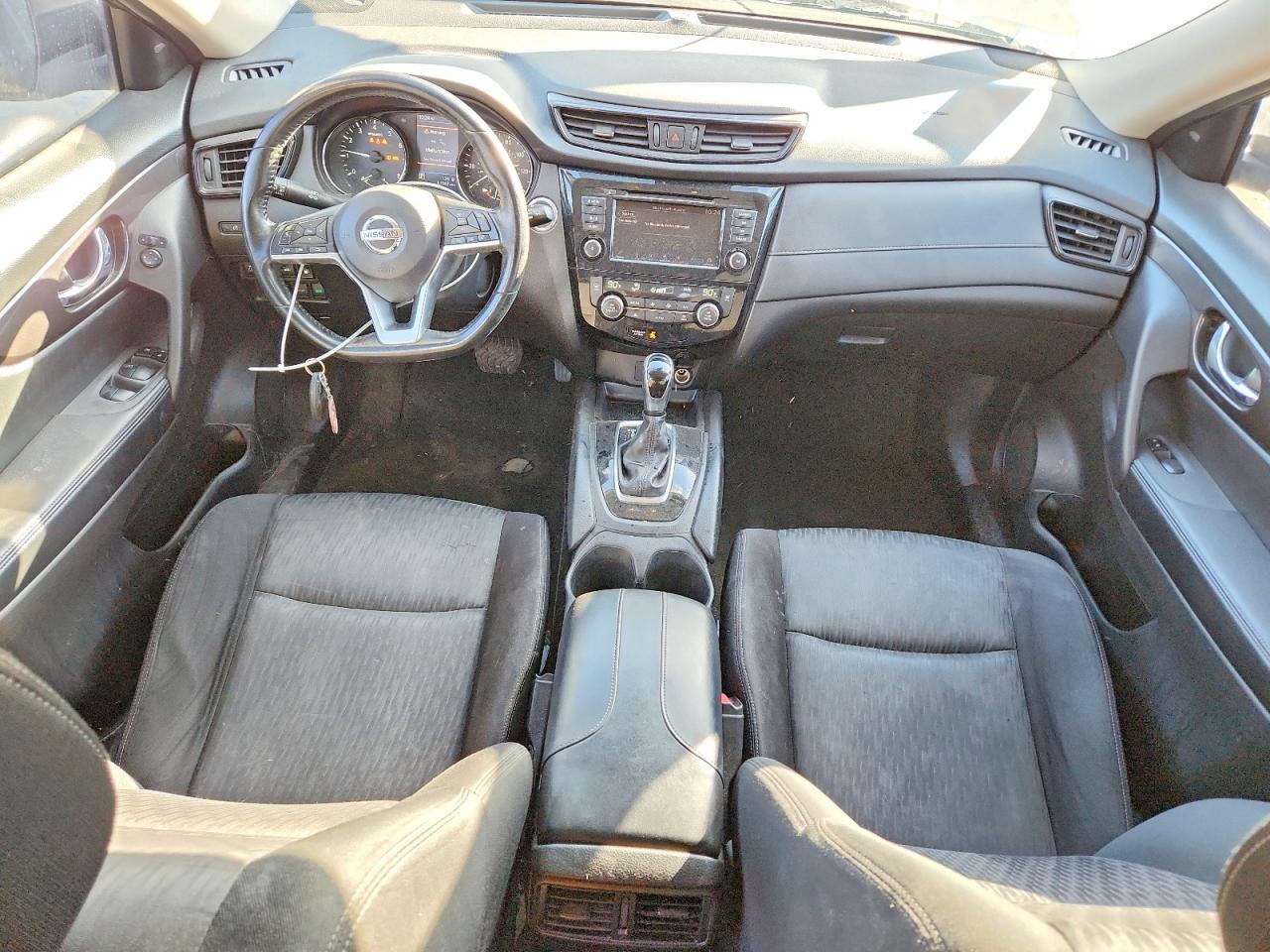 2019 NISSAN ROGUE photo 8