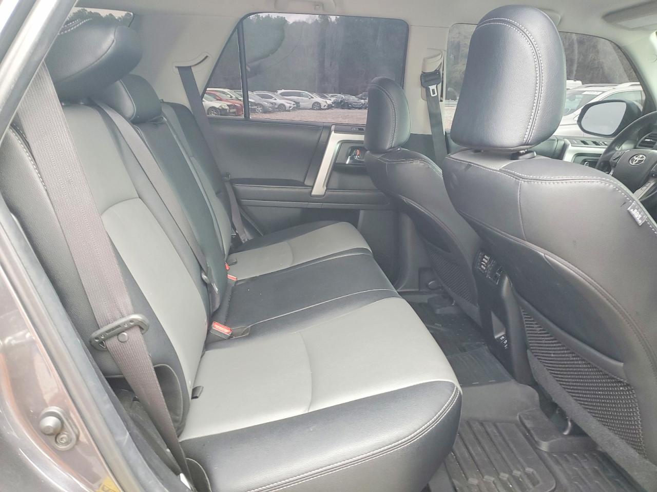 2022 TOYOTA 4RUNNER SR5/SR5 PREMIUM photo 11
