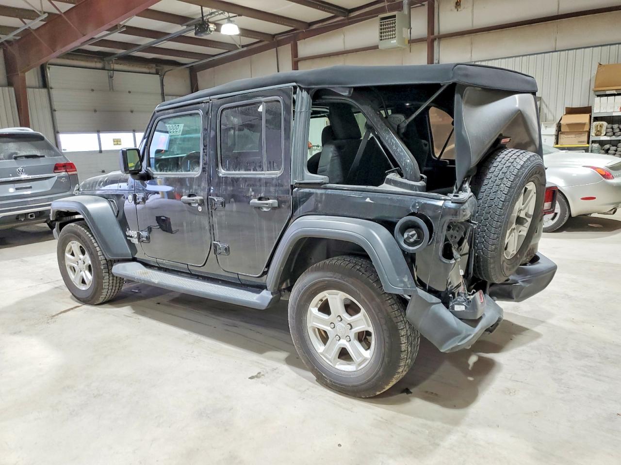 2019 JEEP WRANGLER UNLIMITED SPORT photo 2