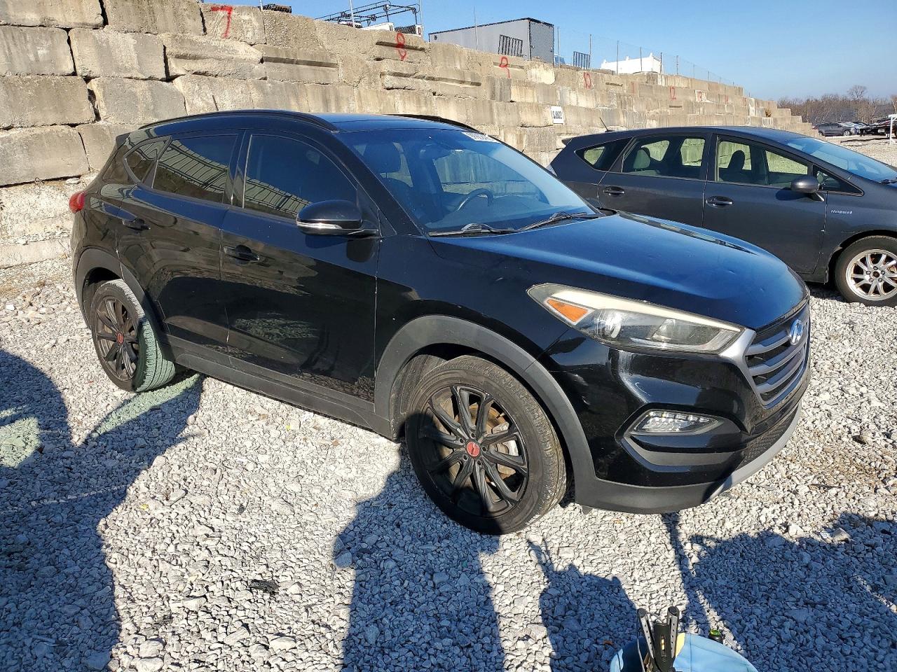 2017 HYUNDAI TUCSON LIMITED photo 4