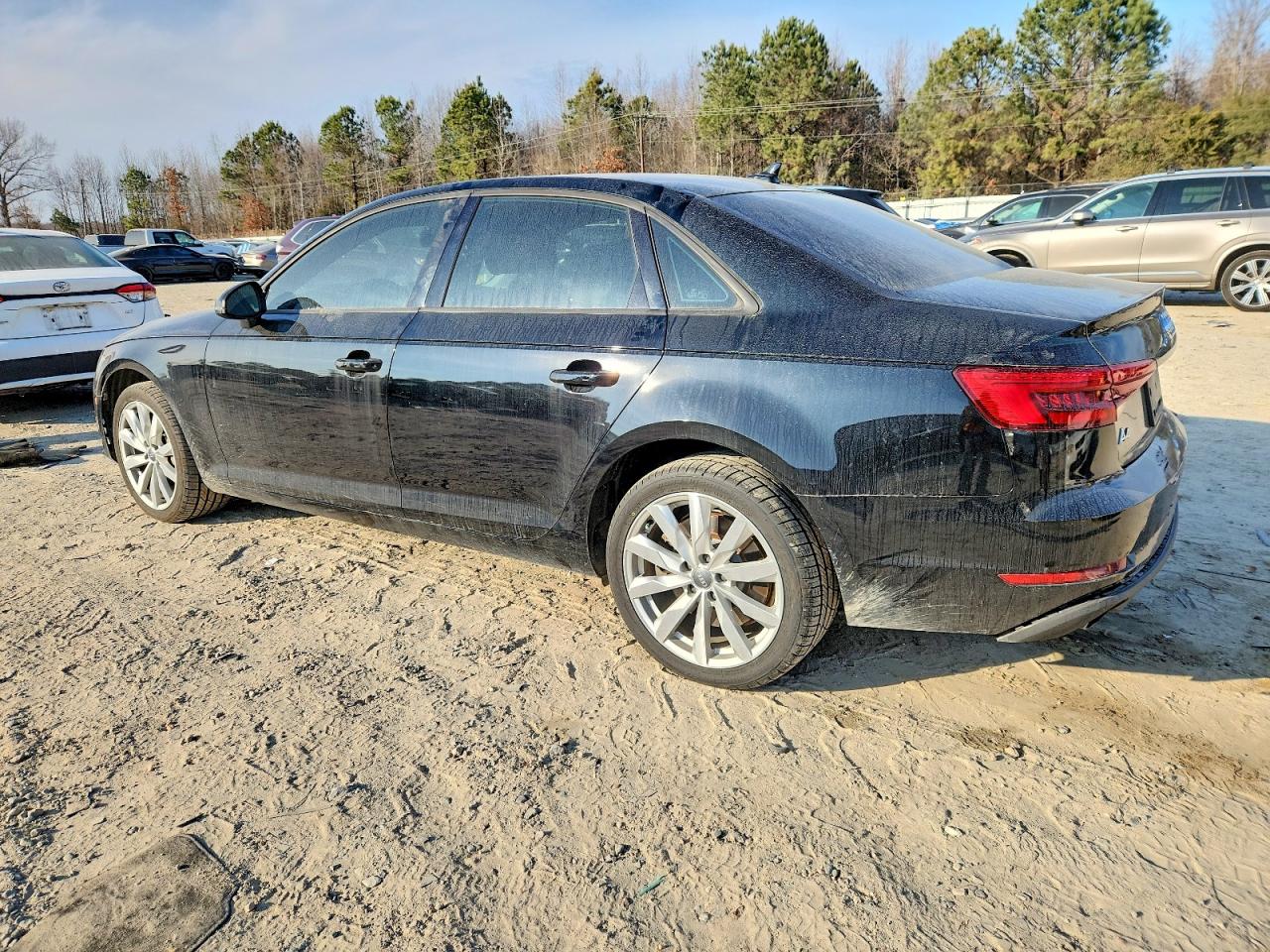2017 AUDI A4 PREMIUM photo 2