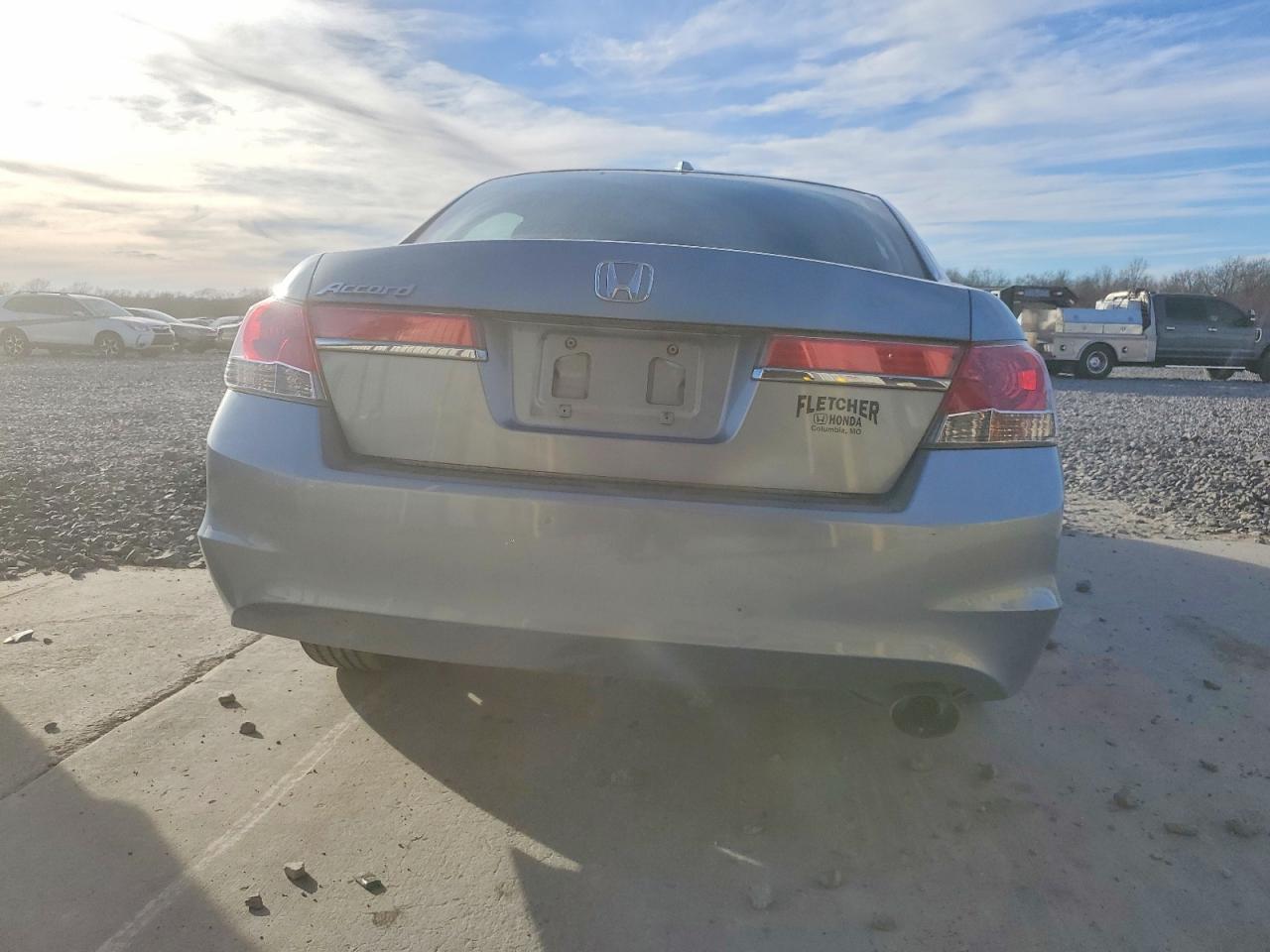 2011 HONDA ACCORD EXL photo 6