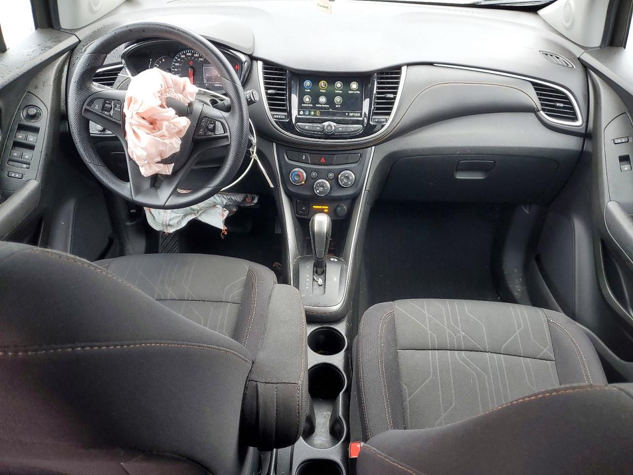 2019 CHEVROLET TRAX 1LT photo 8