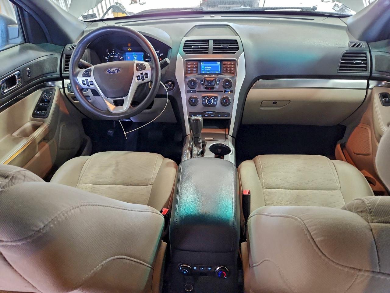 2015 FORD EXPLORER photo 8