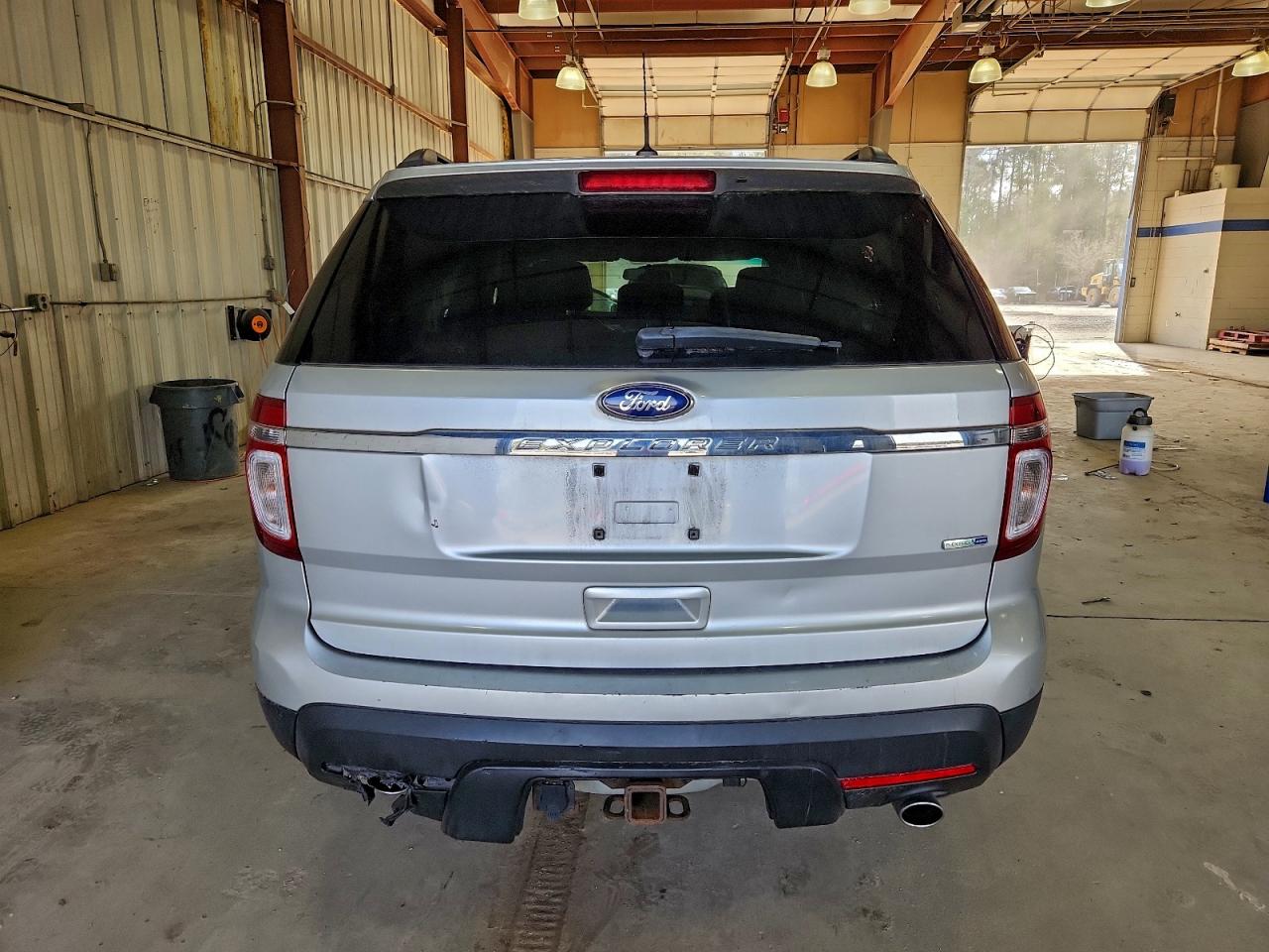 2015 FORD EXPLORER photo 6