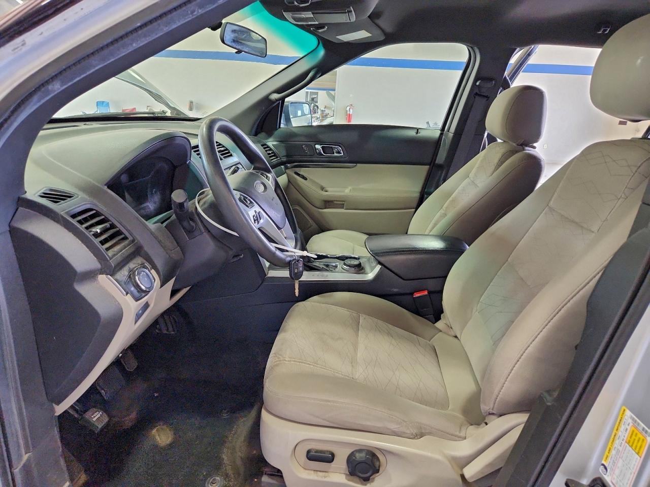 2015 FORD EXPLORER photo 7