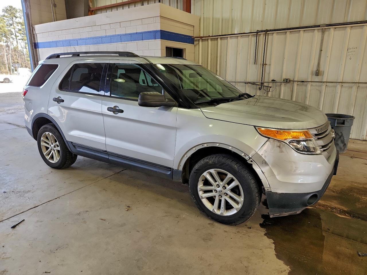 2015 FORD EXPLORER photo 4