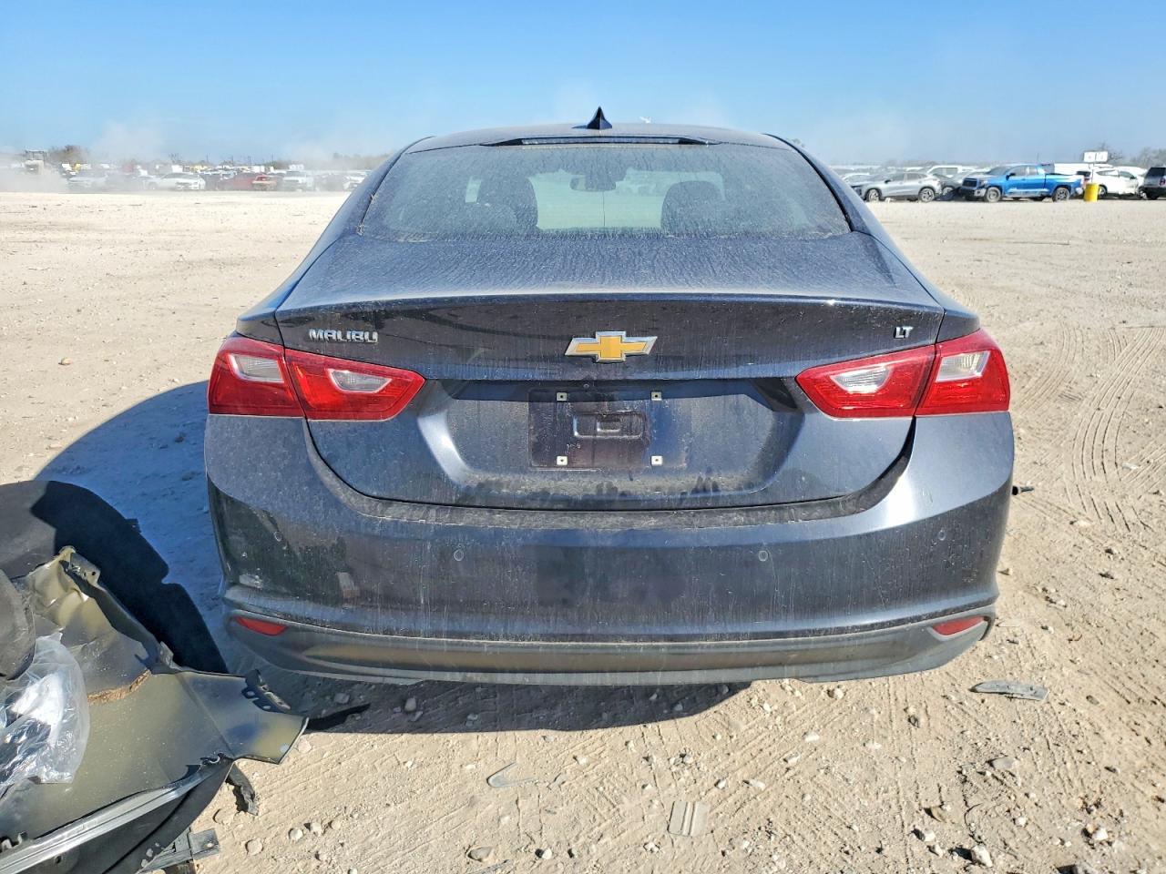 2023 CHEVROLET MALIBU LT photo 6