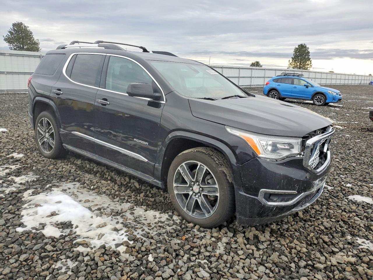 2019 GMC ACADIA DENALI photo 4