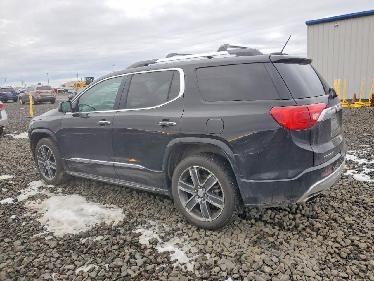 2019 GMC ACADIA DENALI photo 2