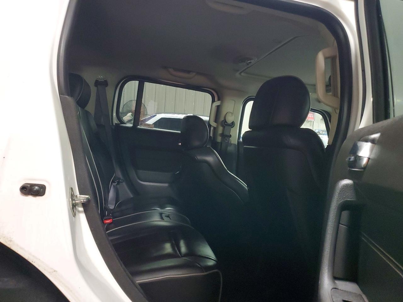 2006 HUMMER H3 photo 10